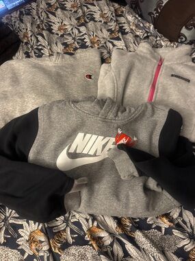 Nike Grey & Black Pullover Hoodie with White Swoosh 3 pc bundle Med